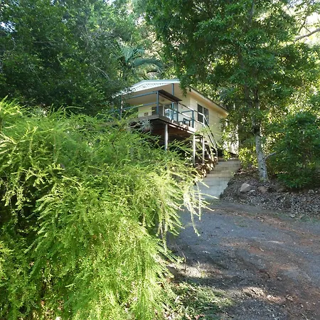 Vista Hinchinbrook-2