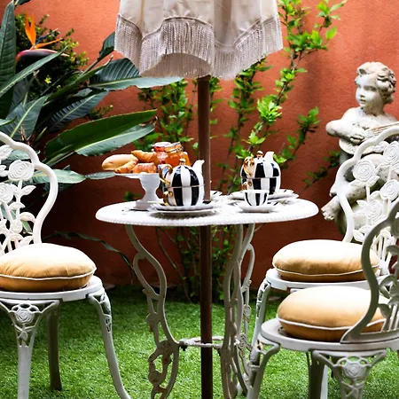 La Bravade Luxe et sérénité au cœur de Saint-Tropez Suites spacieuses avec jardin enchanteur-3