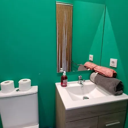 Habitación H-2 2º DCHA Vistas-3