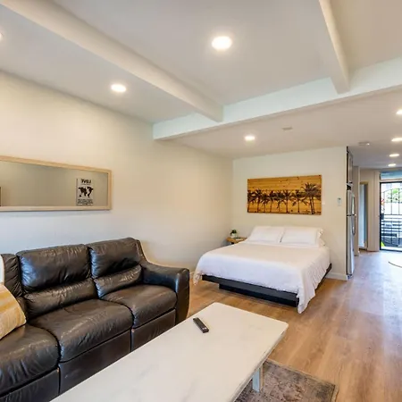 Walk To Beach! Pool, Hot Tub + Ac Studio-3