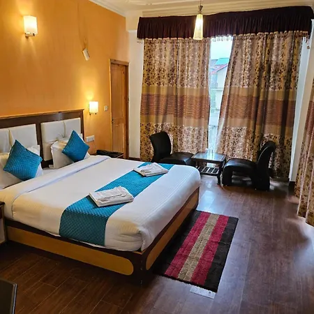 Hotel Aakash Regency-3