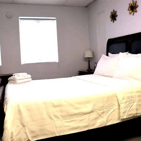 Amr Hotel Inc-3