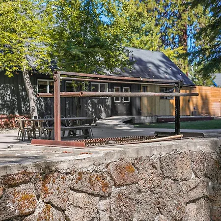 Shasta View Lodge-2