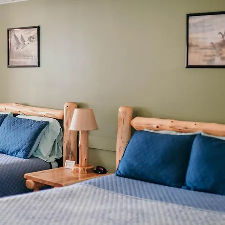 Briarwood Motor Inn-3
