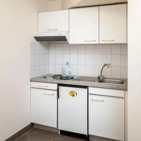 Maximilian Hotel & Apartments Weil Am Rhein / Basel-2