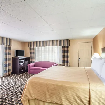 Travelodge By Wyndham South Burlington-3