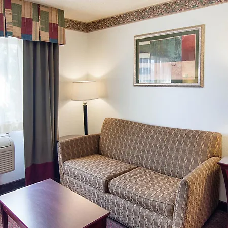 Quality Inn Midland South-3