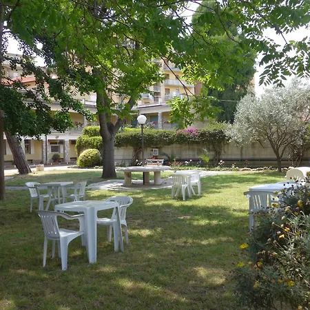 Casa Valdese Di Vallecrosia Al Mare-2