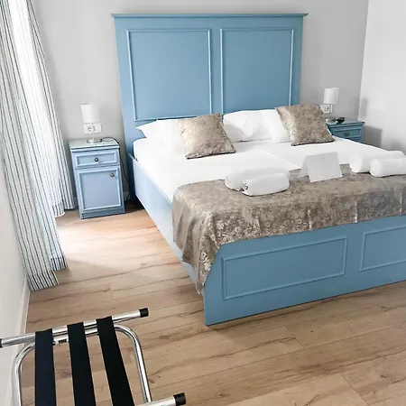 Centrum Luxury Rooms-3