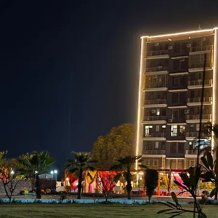 The Grand Nd Resort- Kanha Tulsi Heights Behind Prem Mandir-3
