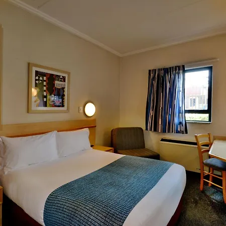 Road Lodge Centurion-2