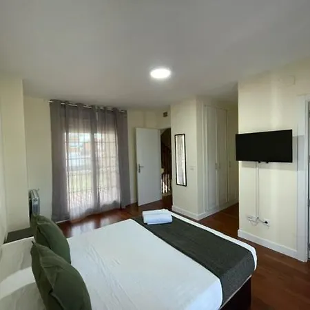 Chalet Pension Rooms Abril-2