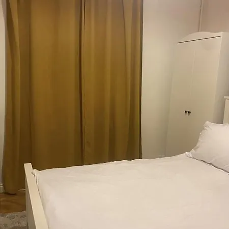 Guest House West Bromwich-2
