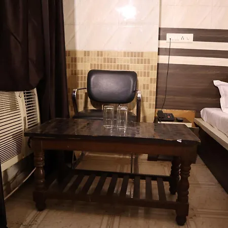 Hotel P R Palace-2