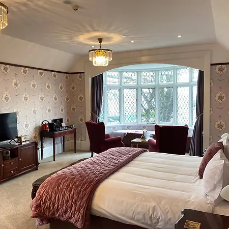 Eliza'S Manor Boutique Hotel-3