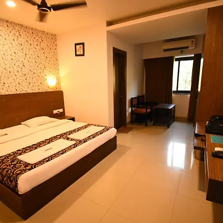 Hotel Campal-2
