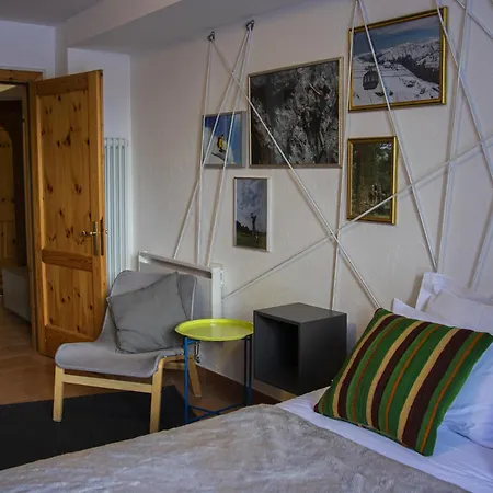 Base Camp Alpine Apartments-3