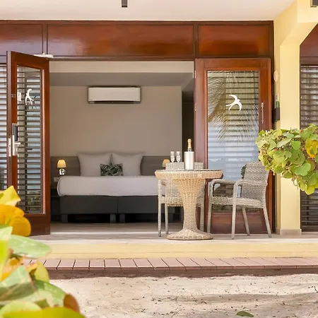 Lionsdive Beach Resort-2