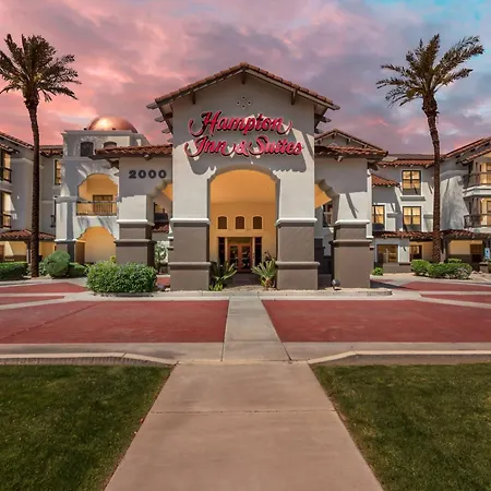 Hampton Inn & Suites Phoenix-Goodyear-3