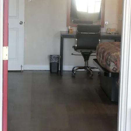 A-1 Budget Motel-3