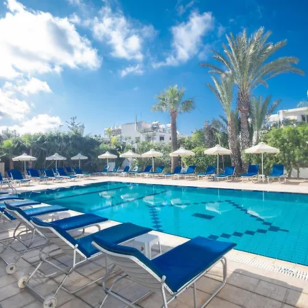 Pavlinia Hotel & Apartments-2