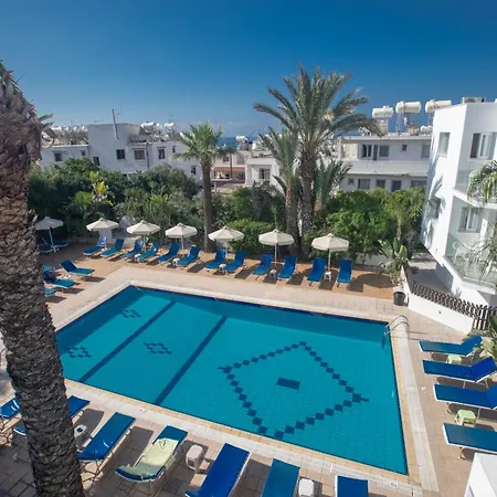 Pavlinia Hotel & Apartments-2