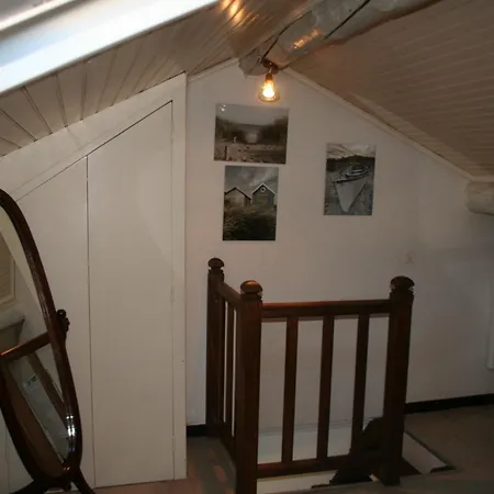 Le Petit Palais Maisonnette-2
