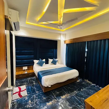 Hotel Paramount Villa-2