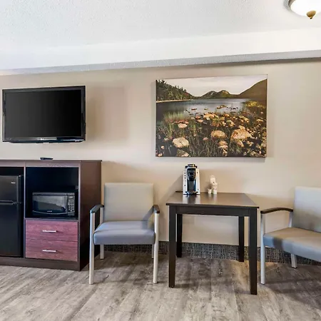 Black Bear Inn, An Ascend Collection Hotel-2