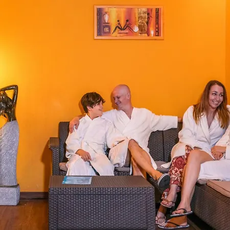 Royal Club Hotel-2