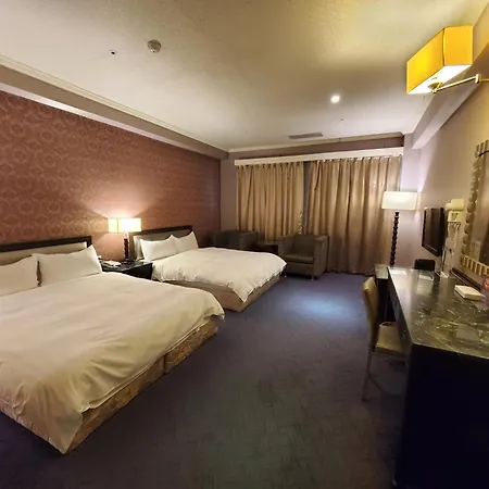 Well Garden Hotel-3
