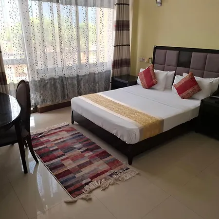 Flomi Hotel-3