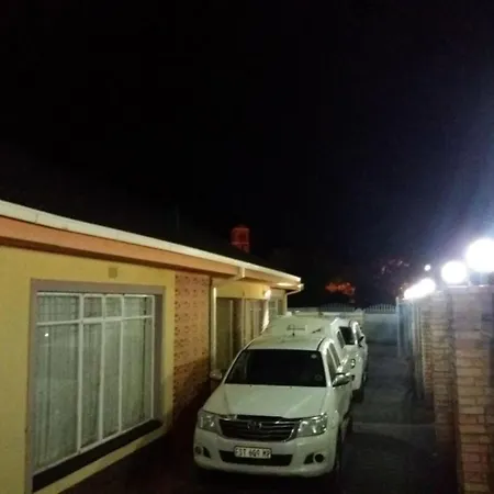 Mgh Guest House Klerksdorp-2