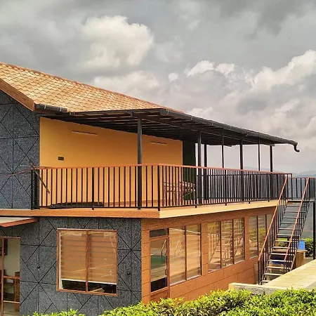 Cloud Canopy - Tea Garden Family Pool Cottage In Vagamon-2