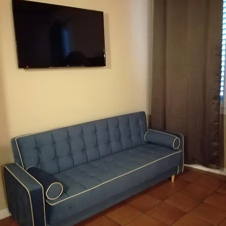 Due Torri Rooms - Bedinbolognacentro-2