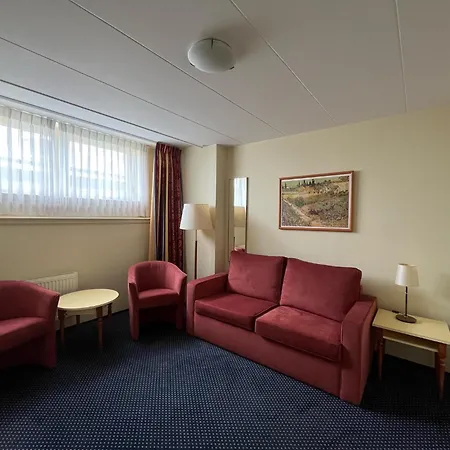 Boulevard Hotel Scheveningen-3