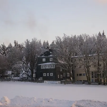 Hotel Haus Oberland-2