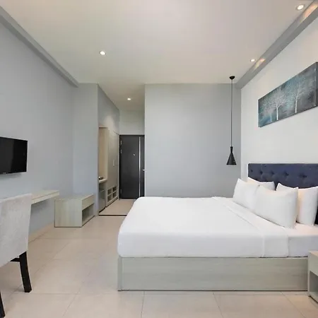 Salem Riverside Hotel Room-3