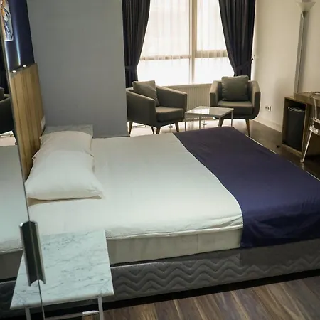 En Otel Karaca-3