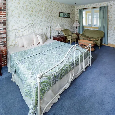 Thornhedge Inn-3