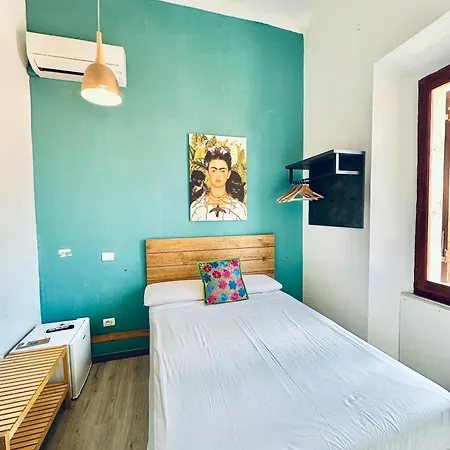 La Siesta-2