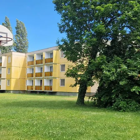 Aranypart Hostel-3