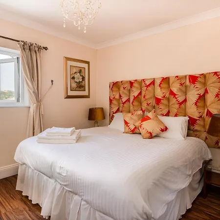 Westwood Guest House-3