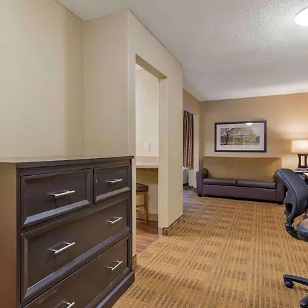 Extended Stay America Select Suites - Atlanta - Kennesaw Chastain Rd-2