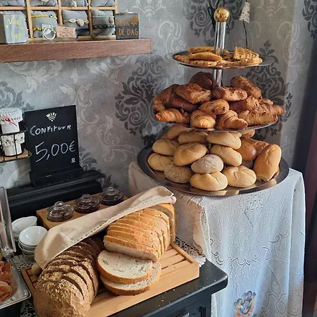 Chez Ba'Nus-2