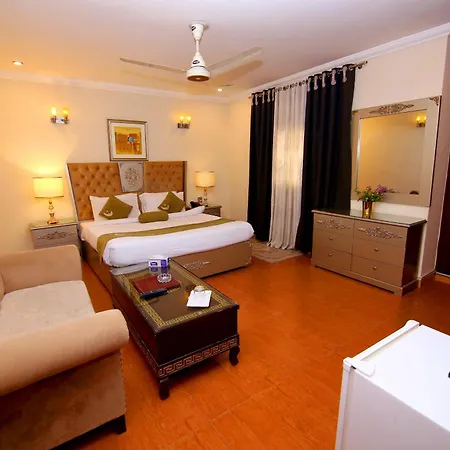 Premier Inn Grand Gulberg Lahore-3