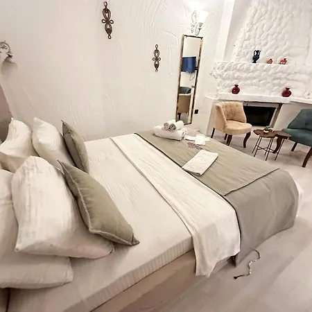 Tek Han Alacati-3