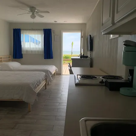 Southold Beach Motel-3