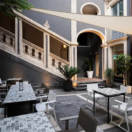 Palazzo Sangiorgio-2