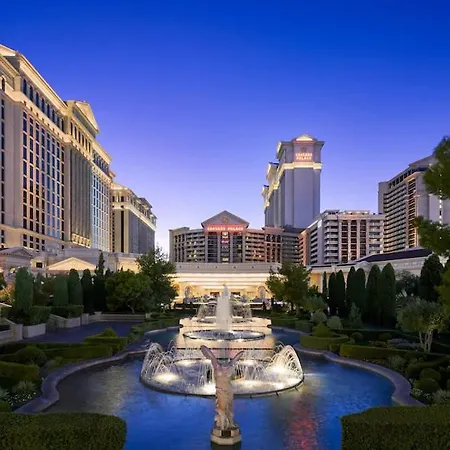 Caesars Palace Las Vegas by Suiteness-3